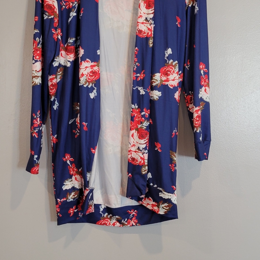 Cardigan - Picture 3 of 4